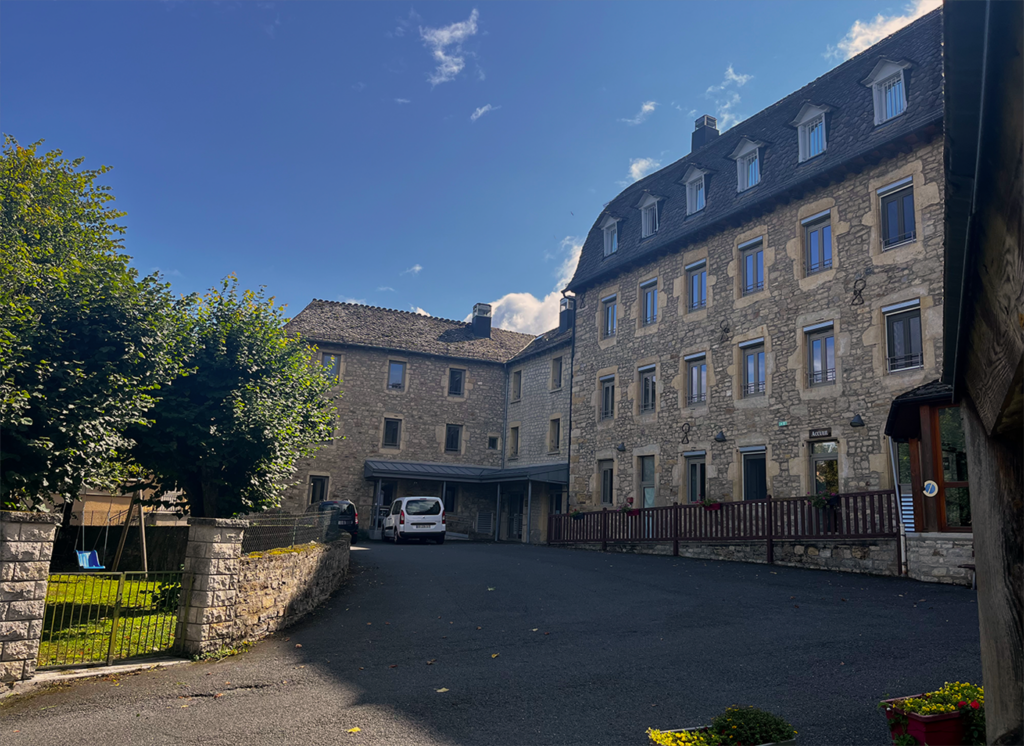 foyer de vie st angÈle
